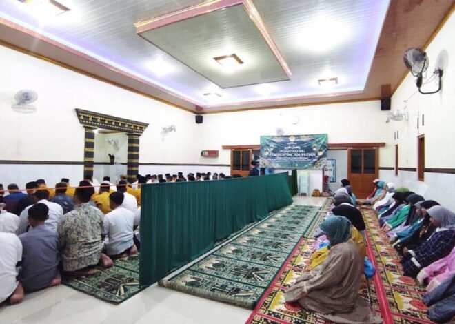 Forkopimcam Pedan Gelar Tarawih Keliling di Masjid Nurul Huda Troketon