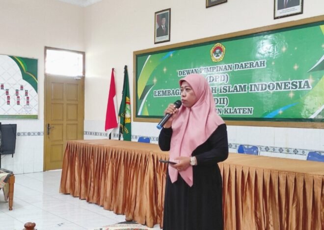 Ibu Hebat di Era Digital: Hj. Rustatik Dorong Pemberdayaan Perempuan Lewat Festival Keluarga LDII 2025