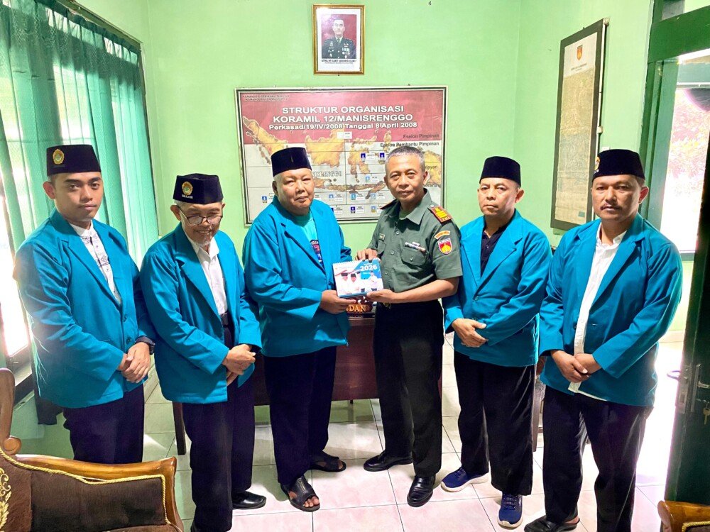 Bangun Silaturahmi Kelembagaan, LDII Manisrenggo Temui Danramil 0723-12