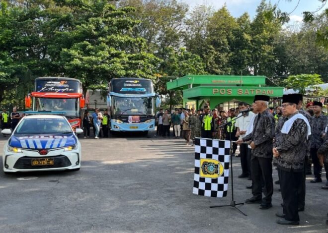 Pj Sekda Klaten Lepas 82 Jamaah Haji KBIHU Al Barokah LDII