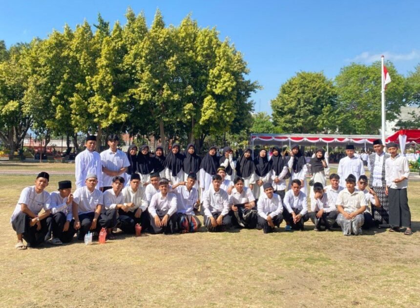 Santri Ponpes Syahid Almaarif Klaten Ikuti Apel Hari Santri Nasional